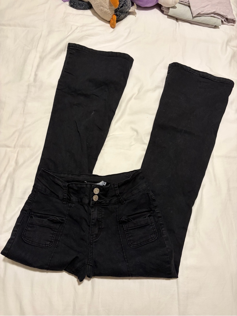 Adika flare jeans